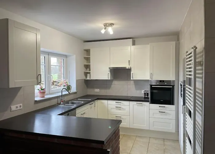 Charmante In Idyllischer Lage