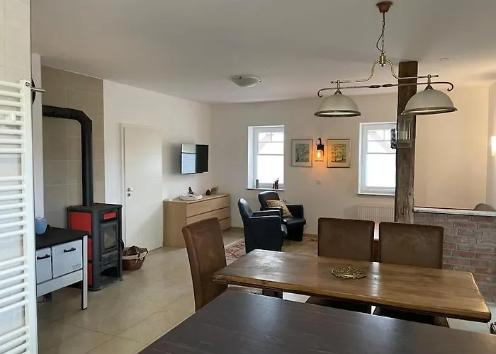 Charmante In Idyllischer Lage 公寓